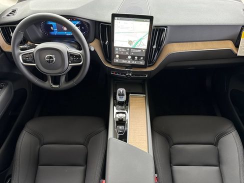 New 2026 Volvo XC60 B5 Plus w/ Climate Package AWD/4WD image 12