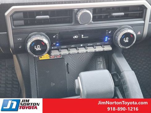 Used 2026 Toyota 4Runner Platinum AWD/4WD image 20