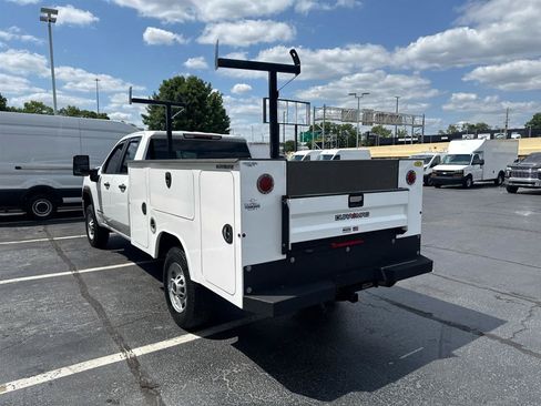 Used 2022 GMC Sierra 2500 Pro w/ Convenience Package RWD image 5