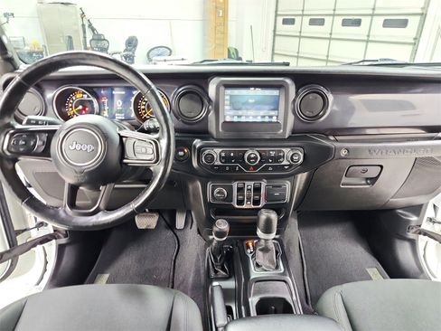 Used 2021 Jeep Wrangler Unlimited Sport image 23