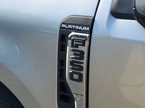 Used 2023 Ford F350 Platinum AWD/4WD image 41