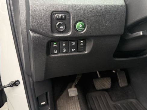 Certified 2021 Honda Ridgeline Black Edition image 15