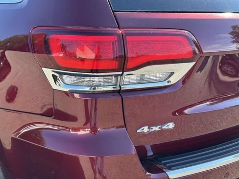 Certified 2020 Jeep Grand Cherokee Limited AWD/4WD image 11