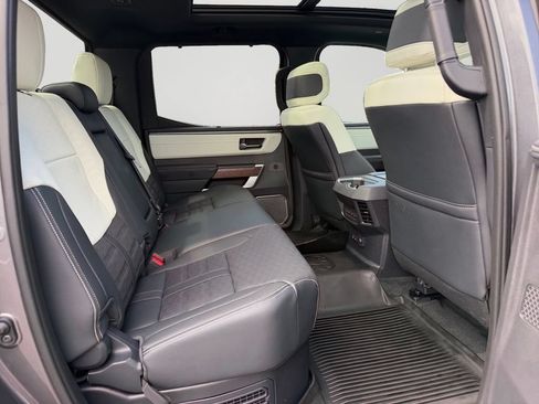 Used 2025 Toyota Tundra Capstone AWD/4WD image 9
