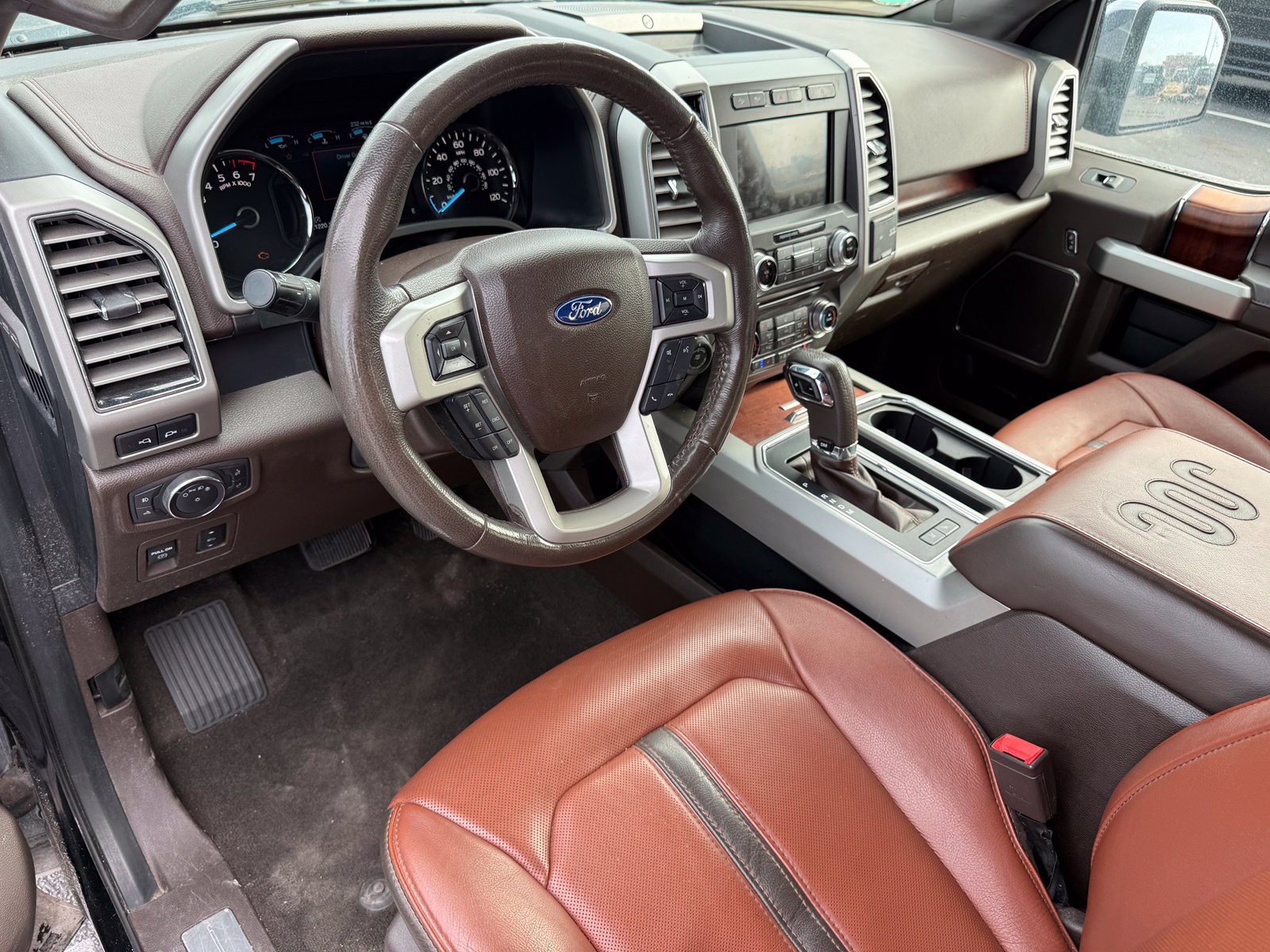Used 2018 Ford F150 King Ranch w/ Equipment Group 601A Luxury AWD/4WD image 12