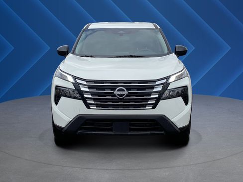 Used 2025 Nissan Rogue S AWD/4WD image 8