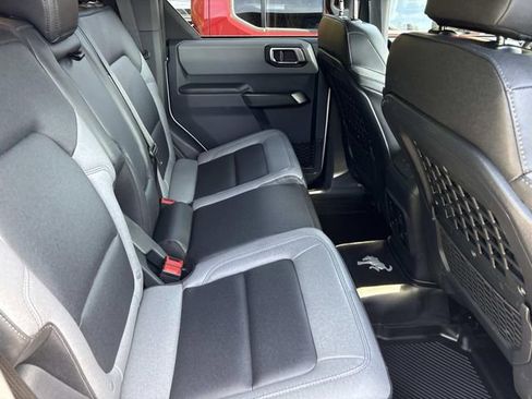 Certified 2024 Ford Bronco Black Diamond AWD/4WD image 19