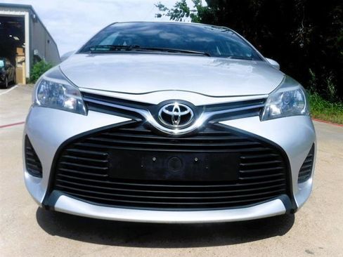 Used 2015 Toyota Yaris L FWD image 15