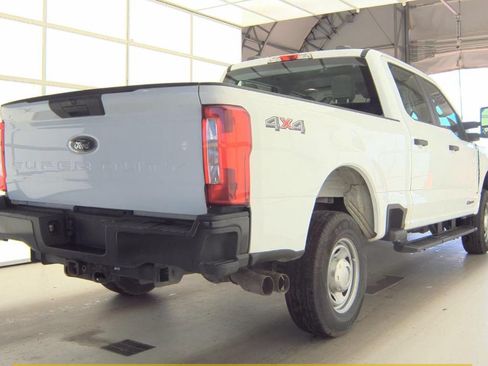 Used 2023 Ford F250 XL AWD/4WD image 4