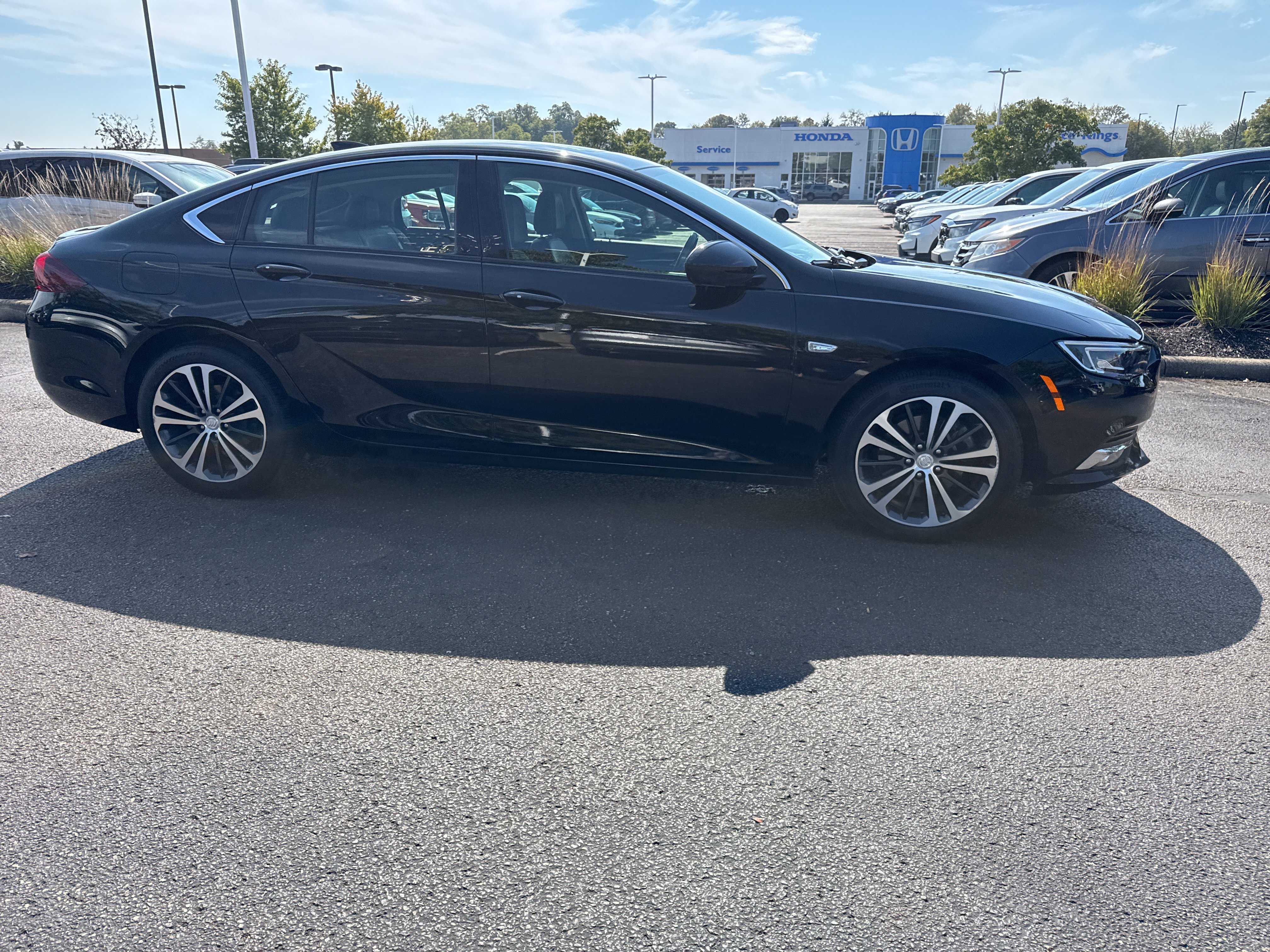 Used 2019 Buick Regal Essence w/ Driver Confidence Package I AWD/4WD image 25