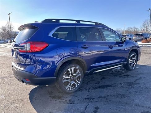 New 2026 Subaru Ascent Limited image 3