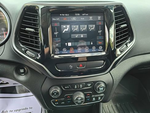 Used 2020 Jeep Cherokee Limited AWD/4WD image 18