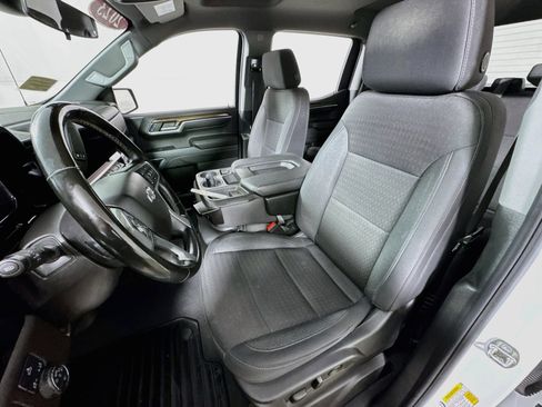 Used 2023 Chevrolet Silverado 1500 RST AWD/4WD image 14