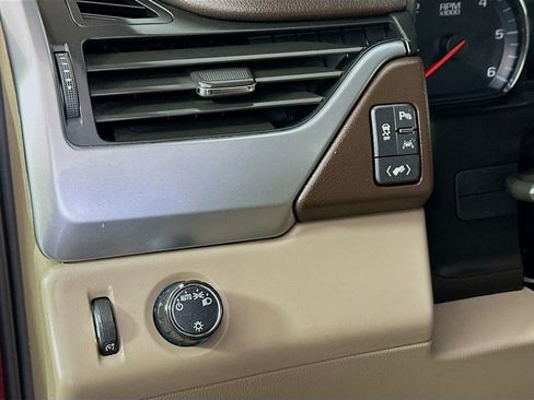 Used 2019 Chevrolet Tahoe LT RWD image 10