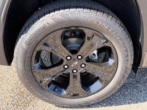 New 2026 Chevrolet Equinox LT w/ Midnight Edition image 10