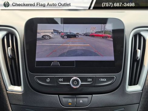 Used 2024 Chevrolet Malibu LT FWD image 32