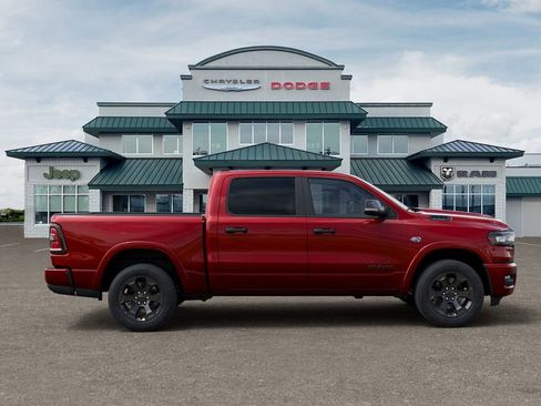 New 2026 RAM 1500 4x4 Crew Cab image 21