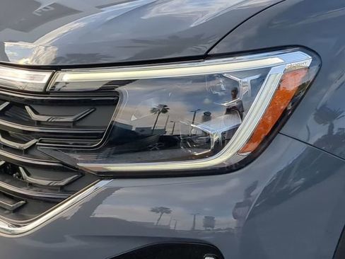 New 2026 Volkswagen Atlas SEL Premium R-Line AWD/4WD image 7