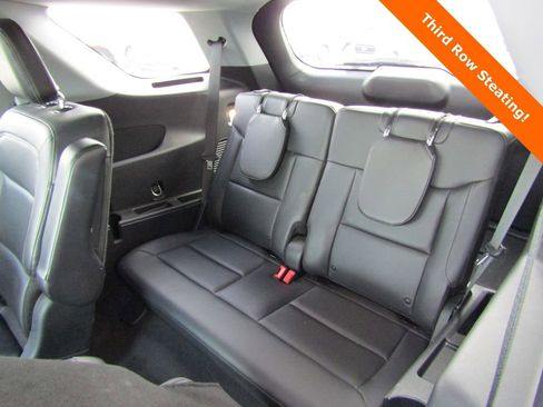 Used 2023 Ford Explorer XLT w/ Equipment Group 202A image 16