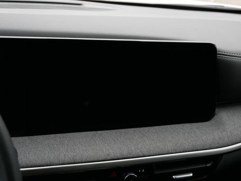 Certified 2025 Nissan Kicks SV w/ Illumination Package image 22