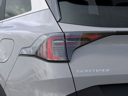 New 2026 Kia Sportage EX image 11