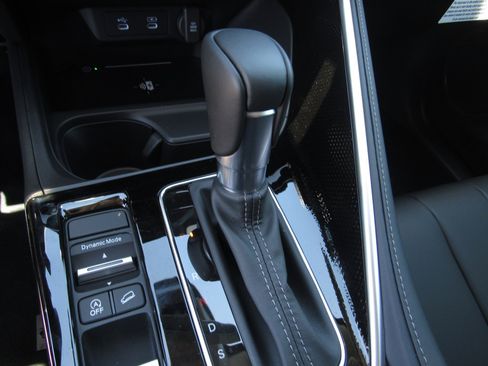 Certified 2025 Acura ADX AWD image 23