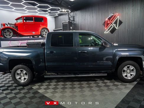 Used 2018 Chevrolet Silverado 1500 LT w/ All Star Edition image 20
