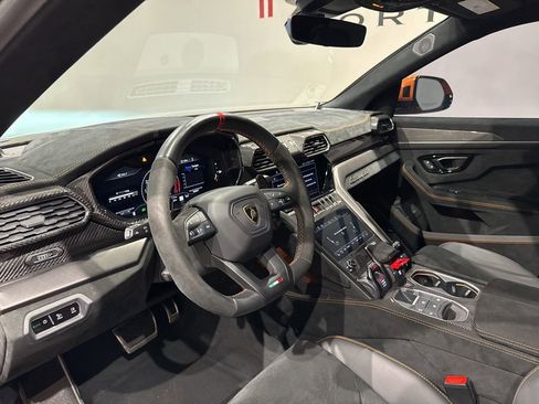 Used 2023 Lamborghini Urus Performante image 23