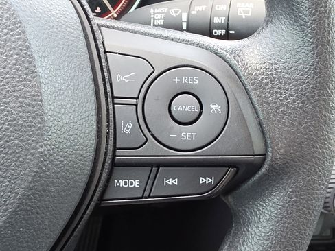 Certified 2024 Toyota RAV4 XLE FWD image 18