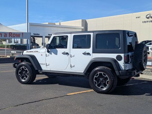 Used 2016 Jeep Wrangler Unlimited Rubicon image 4