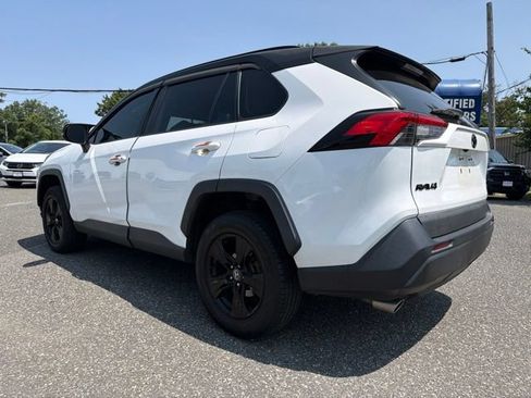 Used 2021 Toyota RAV4 XLE AWD/4WD image 7