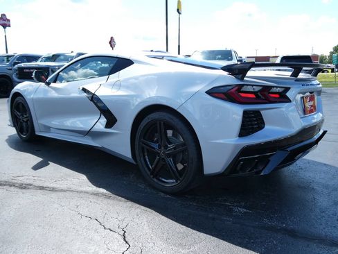 Used 2026 Chevrolet Corvette Stingray Preferred Cpe w/ Z51 Performance Package RWD image 8