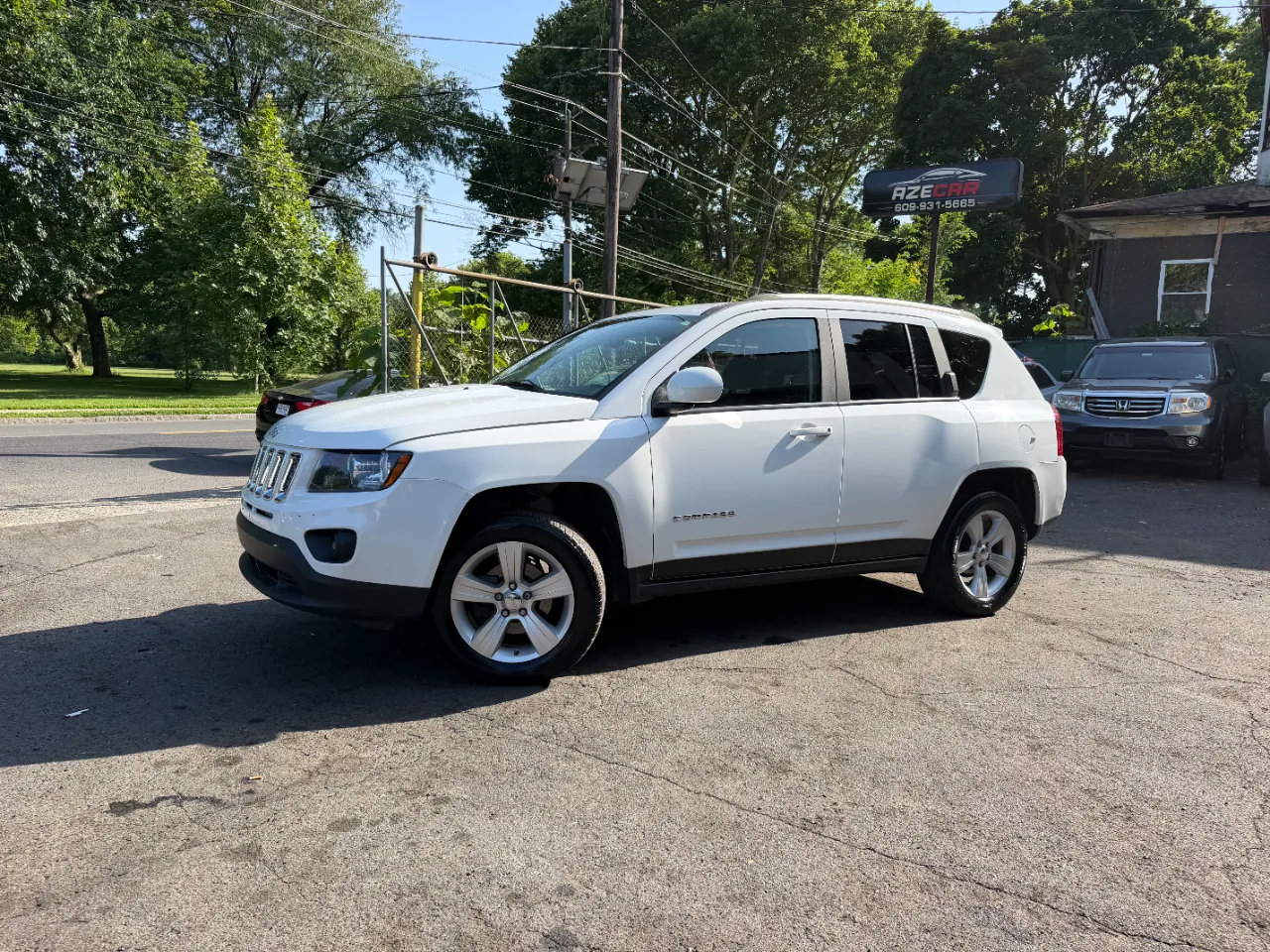 Used 2016 Jeep Compass Latitude AWD/4WD image 6