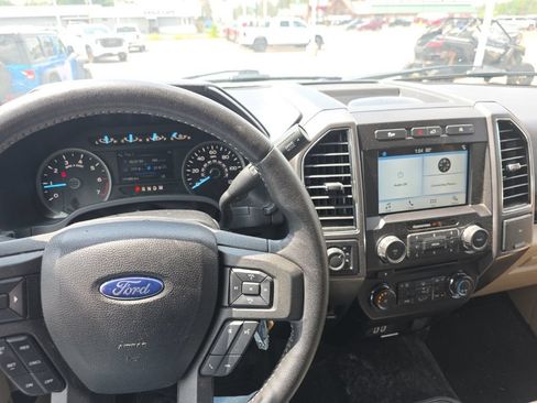 Used 2018 Ford F150 XLT w/ Equipment Group 302A Luxury AWD/4WD image 7