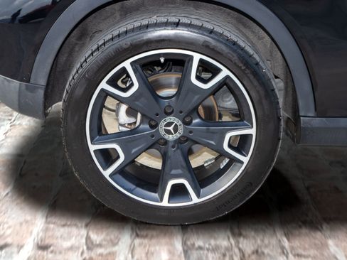 Used 2020 Mercedes-Benz GLA 250 w/ Multimedia Package image 38