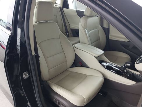 Used 2024 Chevrolet Malibu LT FWD image 28