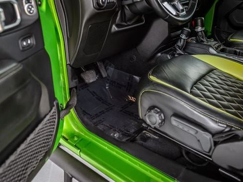 Used 2019 Jeep Wrangler Unlimited Sahara AWD/4WD image 44