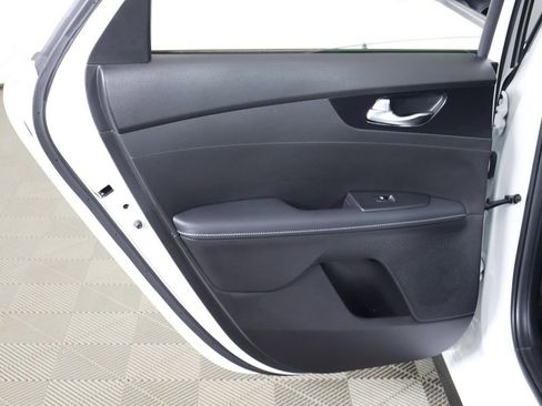 Used 2023 Kia Forte GT-Line w/ GT-Line Premium Package FWD image 27