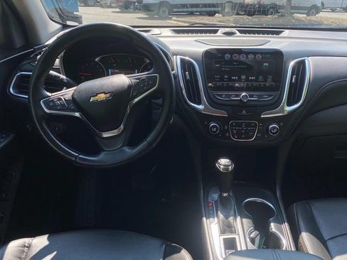 Used 2018 Chevrolet Equinox Premier FWD image 8