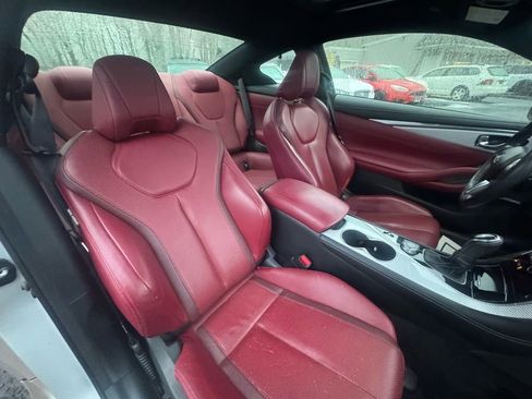 Used 2017 INFINITI Q60 Red Sport 400 image 39