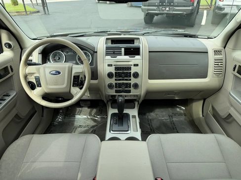 Used 2012 Ford Escape XLT AWD/4WD image 18