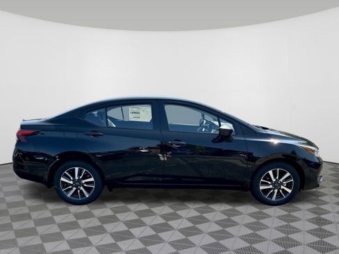 Used 2025 Nissan Versa S w/ S Plus Package image 5