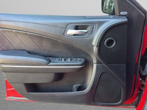 Used 2022 Dodge Charger Scat Pack RWD image 9