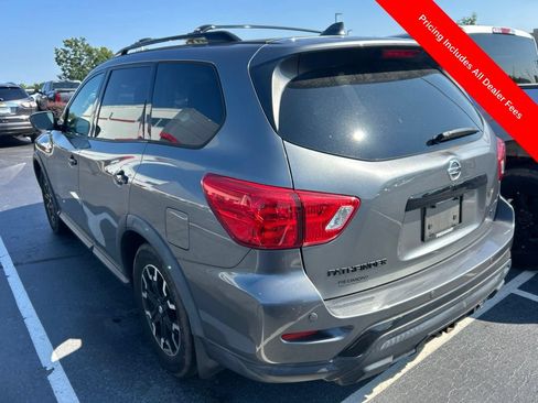 Used 2020 Nissan Pathfinder SL FWD image 10