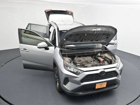 Used 2019 Toyota RAV4 LE w/ All Weather Liner Package AWD/4WD image 25