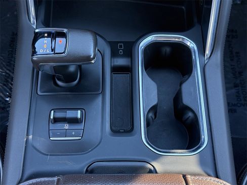 Used 2022 GMC Sierra 1500 Denali w/ Technology Package image 15