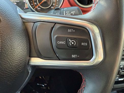 Used 2023 Jeep Wrangler Unlimited Rubicon AWD/4WD image 23