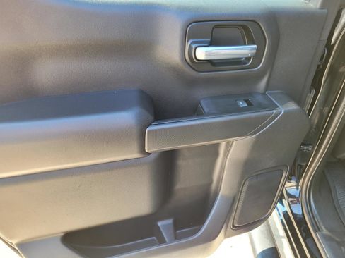Used 2021 Chevrolet Silverado 1500 Custom Trail Boss AWD/4WD image 14