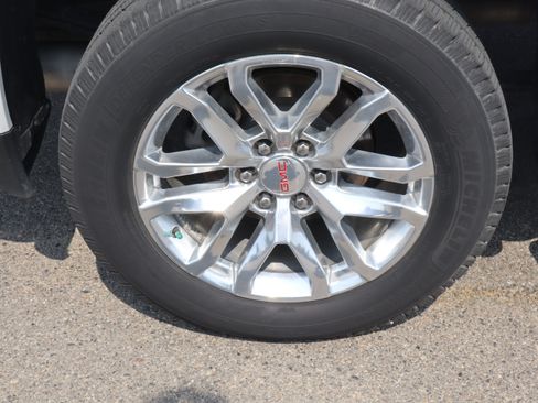 Used 2020 GMC Sierra 1500 SLT w/ SLT Premium Plus Package AWD/4WD image 17