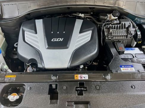 Used 2017 Hyundai Santa Fe Limited image 33